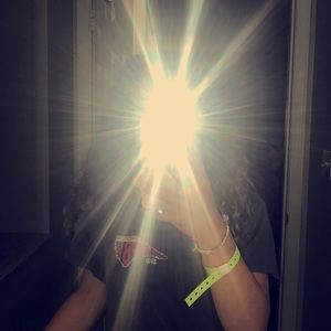 Meet your Posher, Sydni